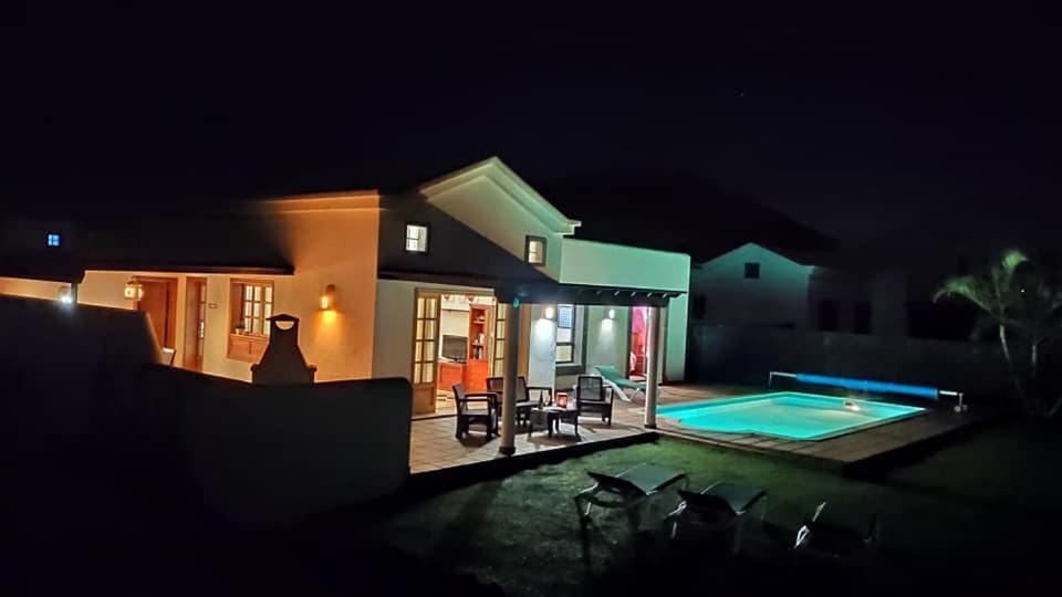 Villa Bol-Can Con Piscina Privada Playa Blanca Dış mekan fotoğraf